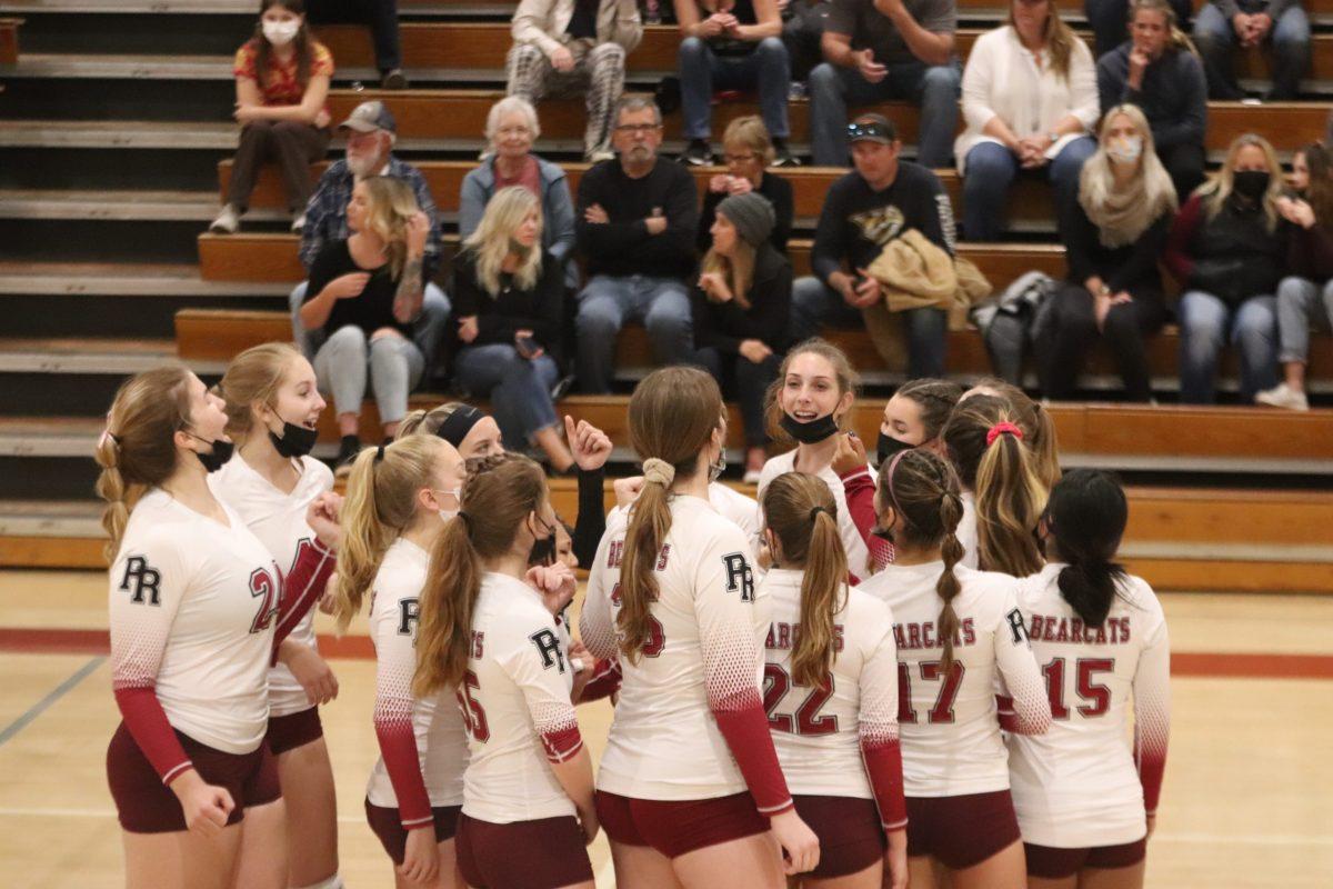 Girls Volleyball loses first CIF game