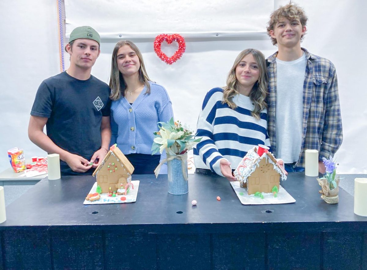 BETTER TOGETHER: GINGERBREAD HOUSE COMPETITION